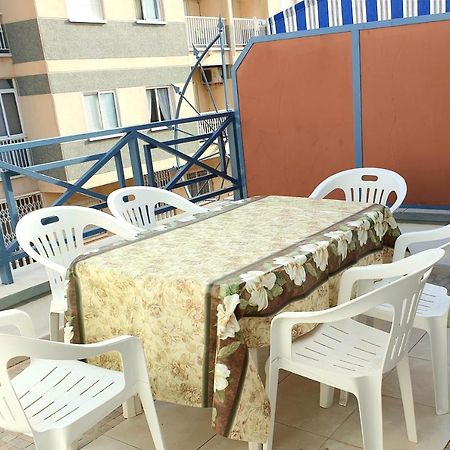Penthouse Residencial Virginia Lägenhet Torrevieja Exteriör bild